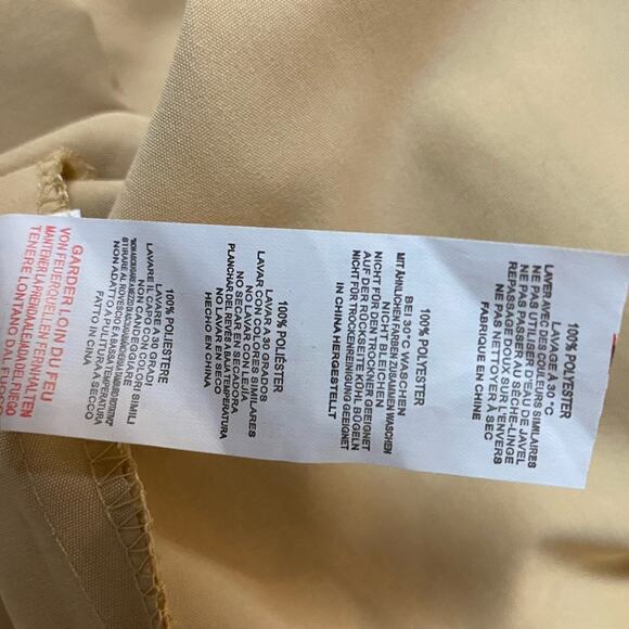 🌻Pretty Little Thing Tie-front Mini Skirt Size 10 - Picture 6 of 6